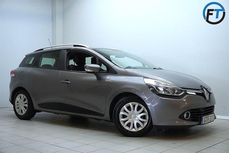 Grå Begagnad 2015 Renault Clio GrandTour Kombi | 69 900 kr - Bild 1/4
