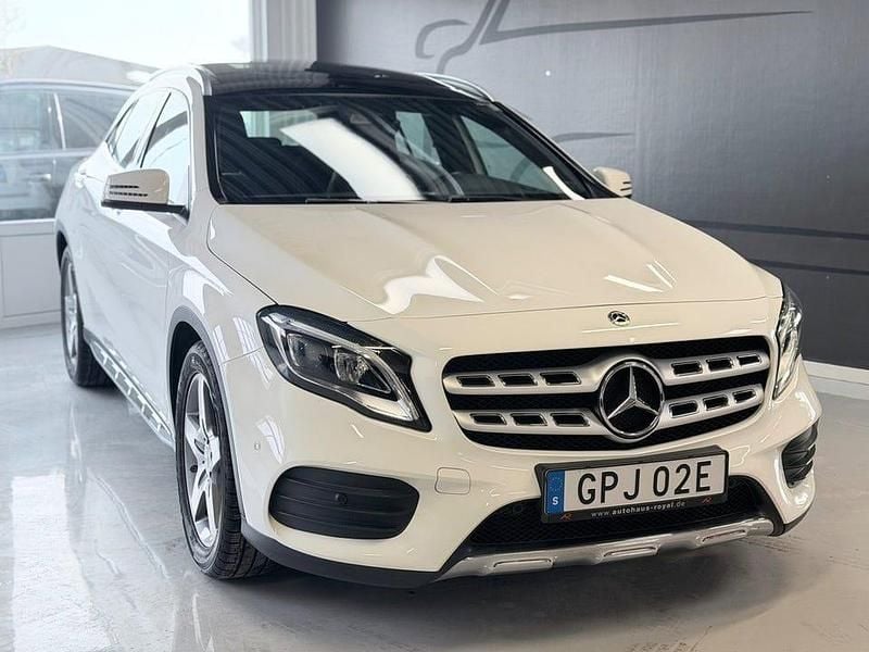 Begagnad Mercedes GLA200 AMG line 156 HK (114 kW) 2020 Vit SUV