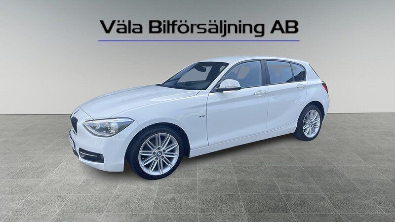 Vit Begagnad 2014 BMW 116 Sport Line Halvkombi | 99 900 kr (Marknadspris) - Bild 1/4