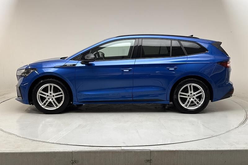 Begagnad Skoda Enyaq iV SportLine 150 kW (204 HK) 2023 Blå SUV