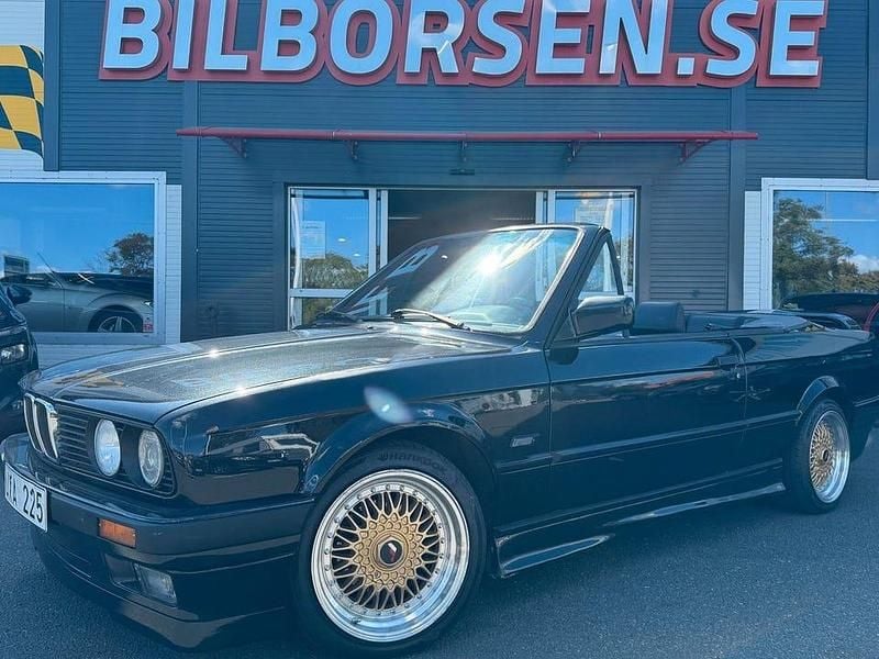 Grå Begagnad 1992 BMW 318 Cab | 109 000 kr - Bild 1/4