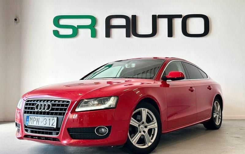 Röd Begagnad 2010 Audi A5 Sportback Halvkombi | 89 900 kr (Marknadspris) - Bild 1/4