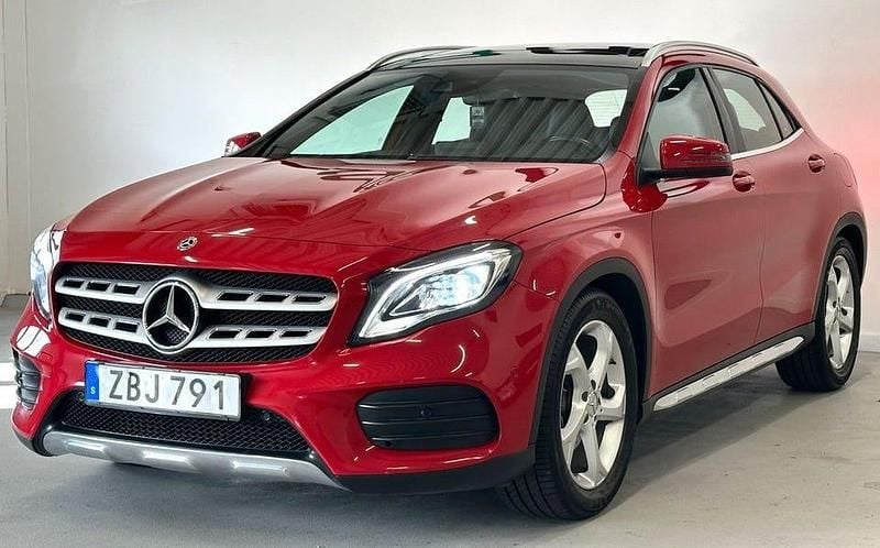 Begagnad Mercedes GLA200 AMG 156 HK (114 kW) 2017 Röd SUV