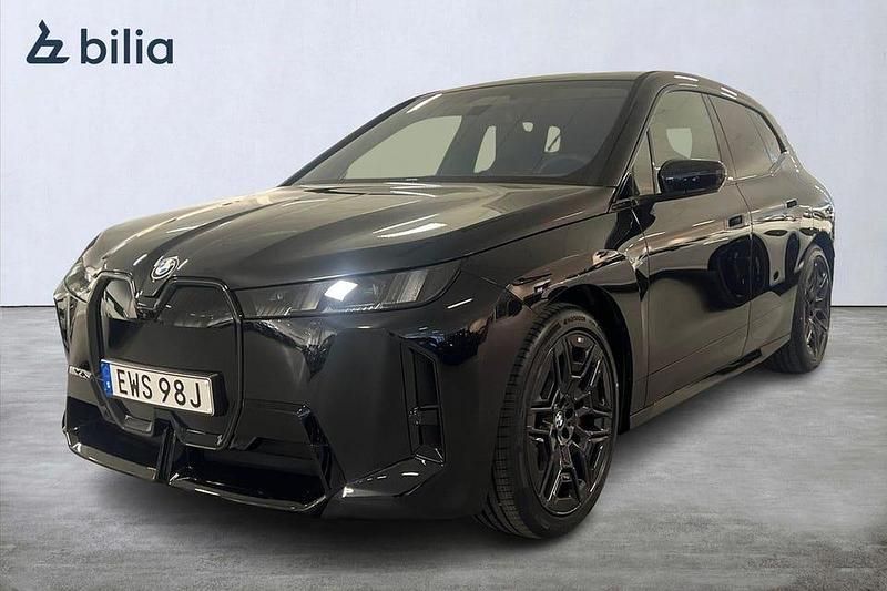Begagnad BMW iX Comfort Edition 400 kW (544 HK) 2000 Black sapphire metallic SUV