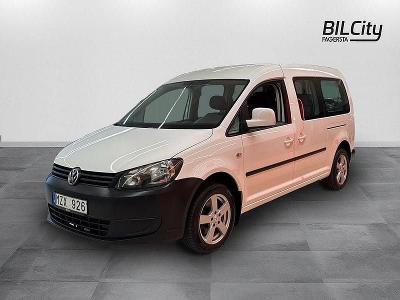 Vit Begagnad 2012 VW Caddy Maxi Life Life Minibuss | 94 900 kr (Marknadspris) - Bild 1/4