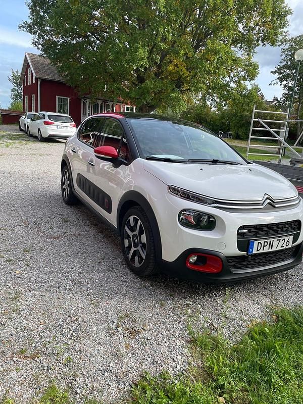 Fler färgad Begagnad 2016 Citroën C3 Halvkombi | 80 000 kr (Marknadspris) - Bild 1/1