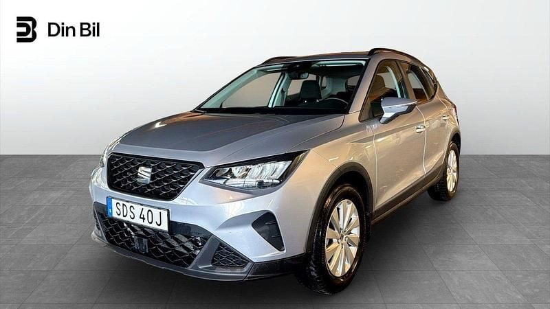Silver Begagnad 2024 Seat Arona SUV | 219 900 kr (Lite dyr) - Bild 1/4