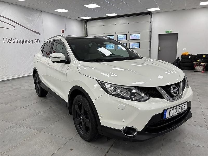 Begagnad Nissan Qashqai 116 HK (85 kW) 2016 Vit SUV