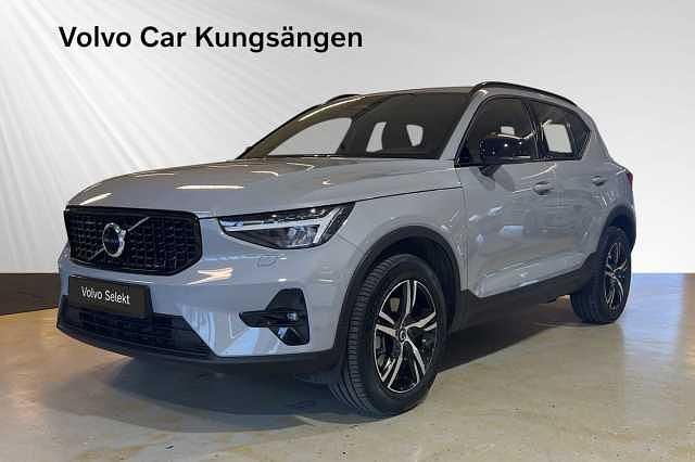 Begagnad 2025 Volvo XC40 SUV | 399 900 kr (Marknadspris) - Bild 1/3