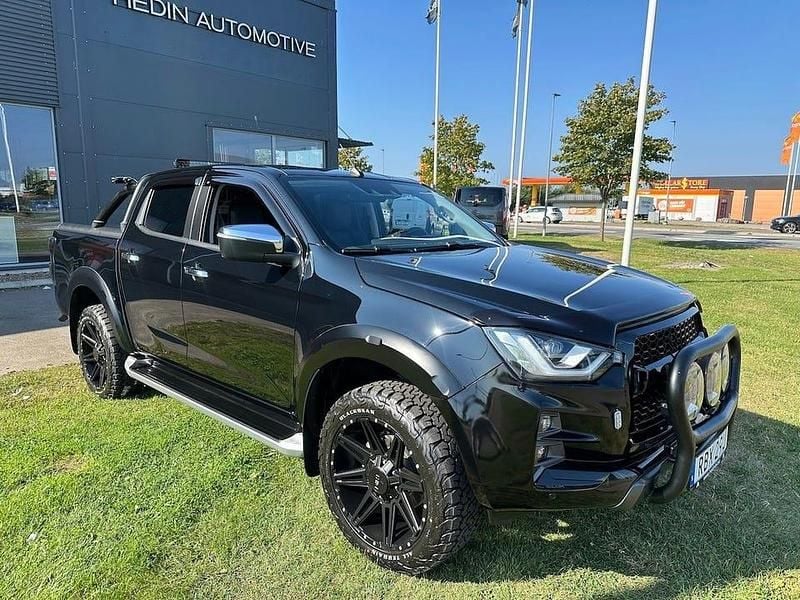 Svart Ny 2025 Isuzu D-Max Pickup | 579 875 kr - Bild 1/4