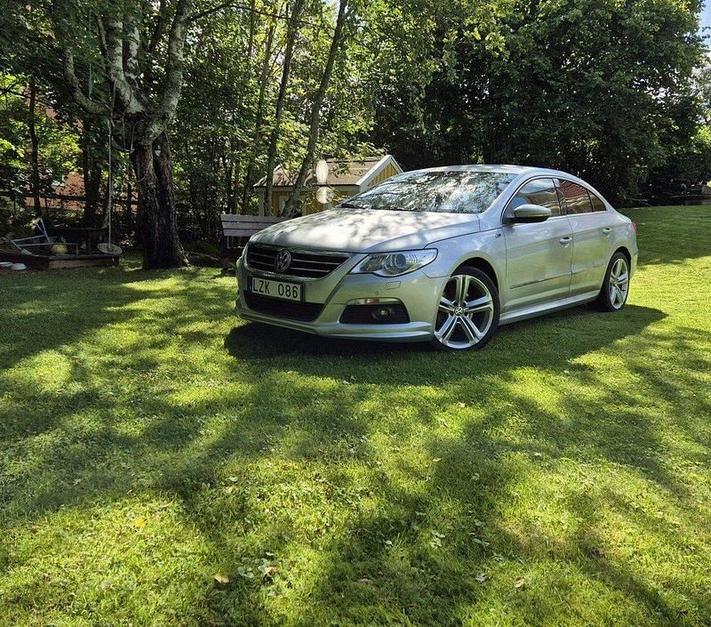 Silver Begagnad 2012 VW CC R-line Sedan | 43 500 kr (Marknadspris) - Bild 1/4