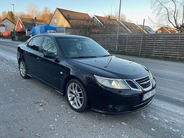 Svart Begagnad 2007 Saab 9-3 Vector Sedan | 34 900 kr (Marknadspris) - Bild 1/4