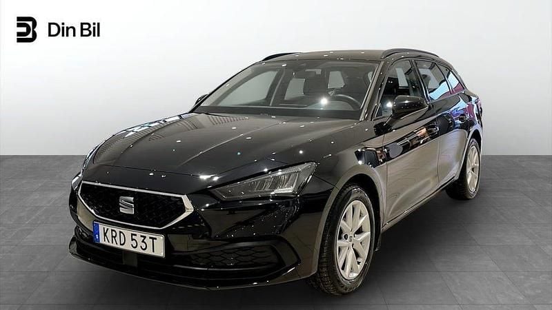 Svart Begagnad 2022 Seat Leon Style Kombi | 189 900 kr (Marknadspris) - Bild 1/4