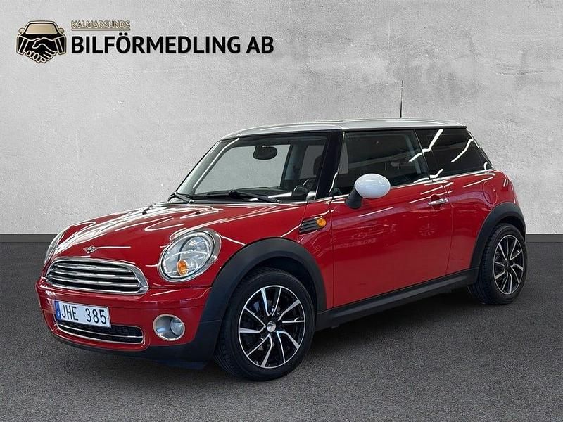 Röd Begagnad 2009 Mini Cooper Chili Halvkombi | 59 900 kr (Marknadspris) - Bild 1/4