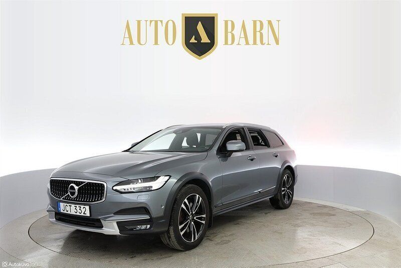 Grå Begagnad 2017 Volvo V90 CC Kombi | 274 700 kr (Marknadspris) - Bild 1/4