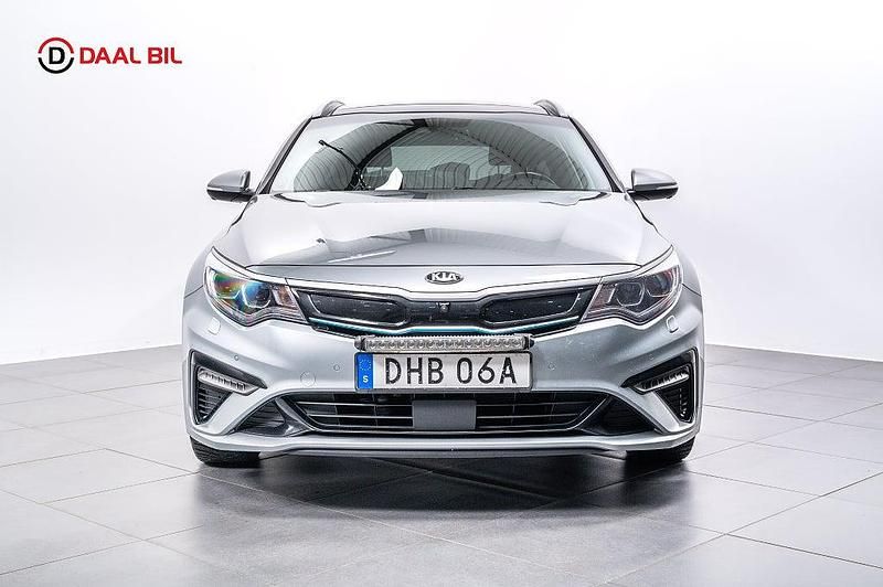 Begagnad Kia Optima Advance 205 HK (150 kW) 2018 Grå Kombi