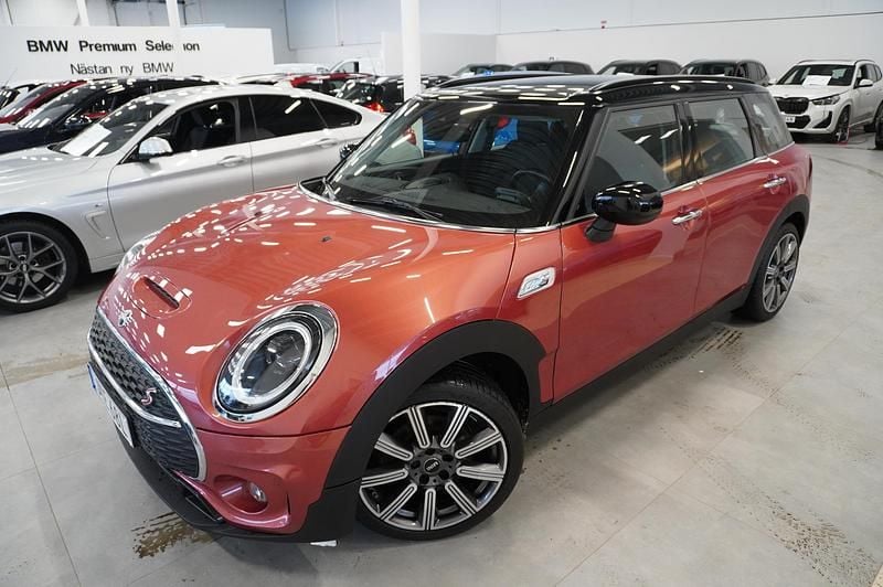 Begagnad Mini Cooper S Clubman 178 HK (130 kW) 2022 Röd Kombi