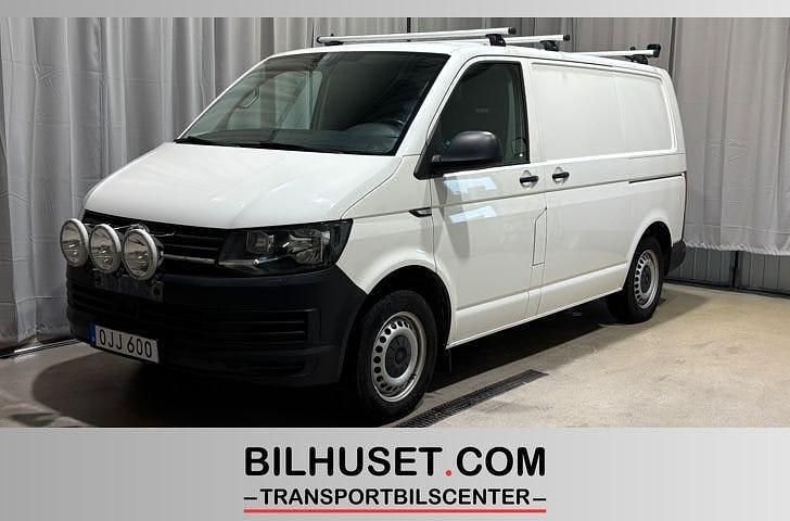 Vit Begagnad 2017 VW T6 Van | 149 000 kr (Superpris) - Bild 1/4