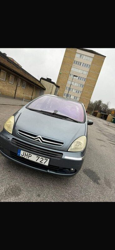 Grå Begagnad 2007 Citroën Xsara Picasso Minibuss | 12 999 kr (Superpris) - Bild 1/4