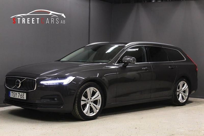 Grå Begagnad 2021 Volvo V90 Momentum Kombi | 264 900 kr (Marknadspris) - Bild 1/4