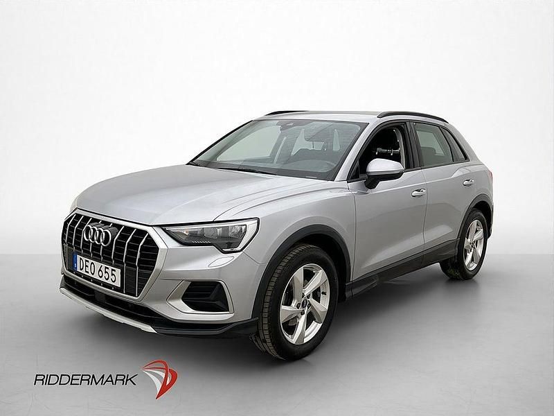 Begagnad Audi Q3 Advanced 150 HK (110 kW) 2021 Silver SUV