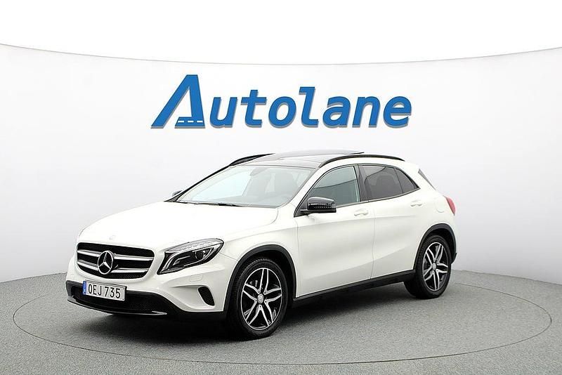 Begagnad Mercedes GLA200 Night 136 HK (100 kW) 2016 Vit SUV
