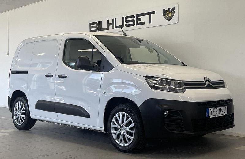 Vit Begagnad 2019 Citroën Berlingo Minibuss | 159 900 kr (Bra pris) - Bild 1/4