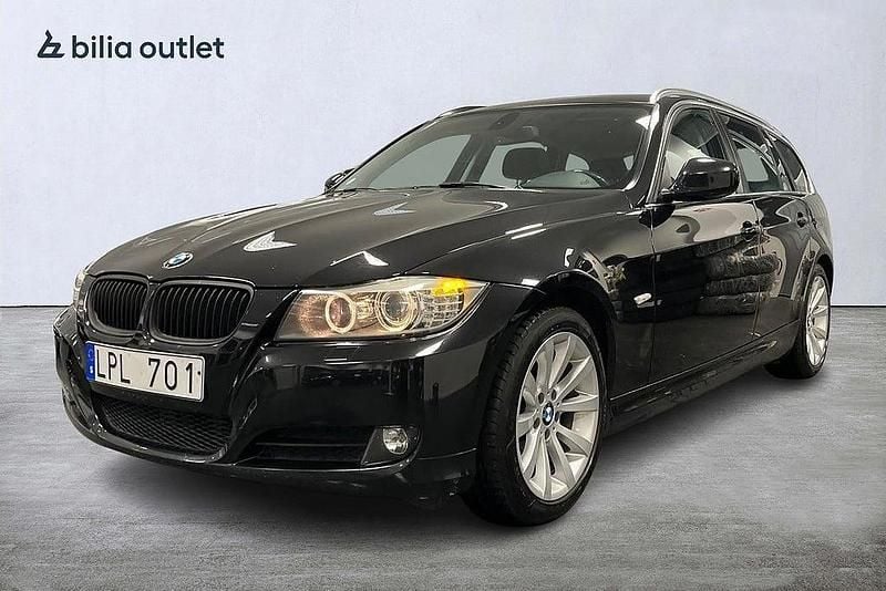 Svart Begagnad 2011 BMW 320 Kombi | 84 900 kr (Marknadspris) - Bild 1/3
