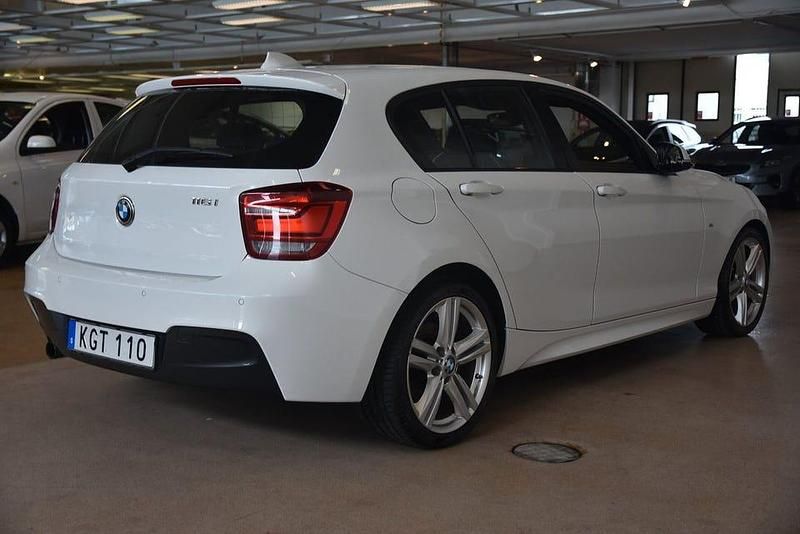 Begagnad BMW 116 M Sport 136 HK (100 kW) 2015 Vit Halvkombi