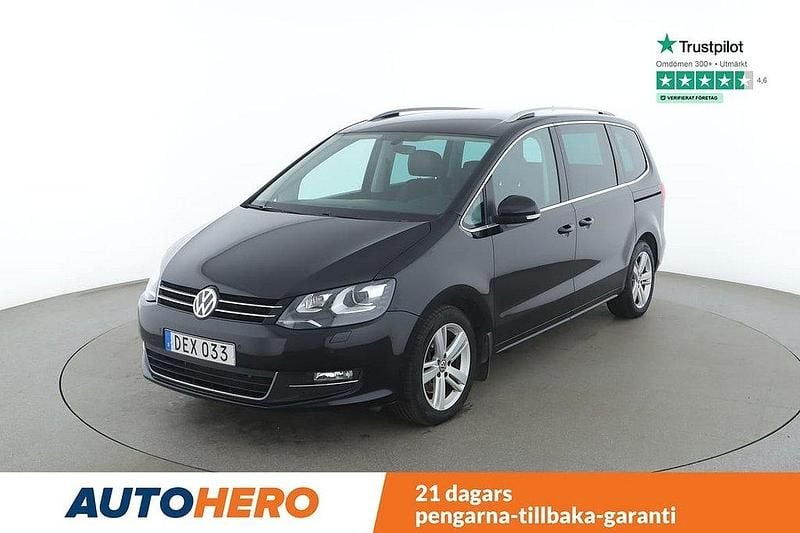 Svart Begagnad 2017 VW Sharan Minibuss | 239 000 kr (Lite dyr) - Bild 1/4