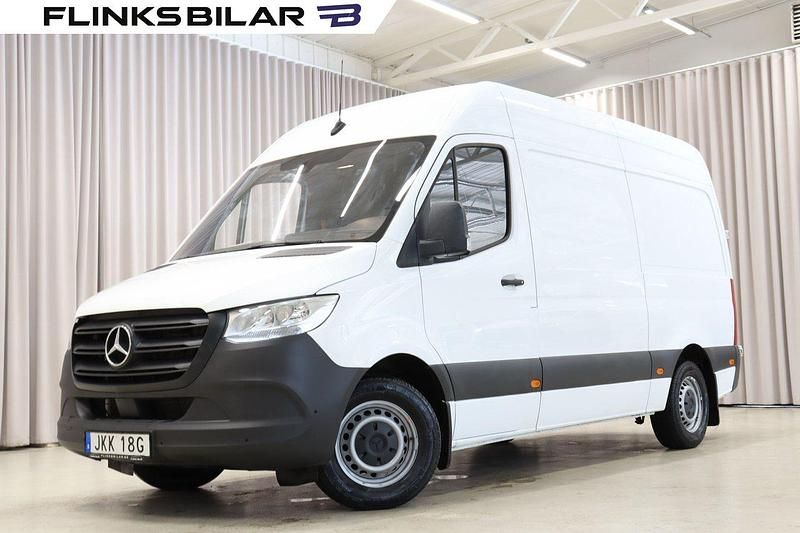 Vit Begagnad 2022 Mercedes Sprinter Van | 309 900 kr (Superpris) - Bild 1/4