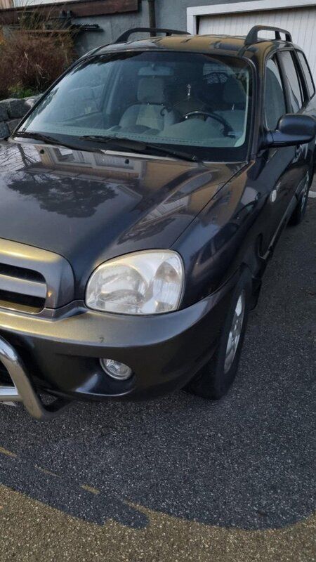 Blå Begagnad 2006 Hyundai Santa Fe SUV | 4 500 kr (Superpris) - Bild 1/2