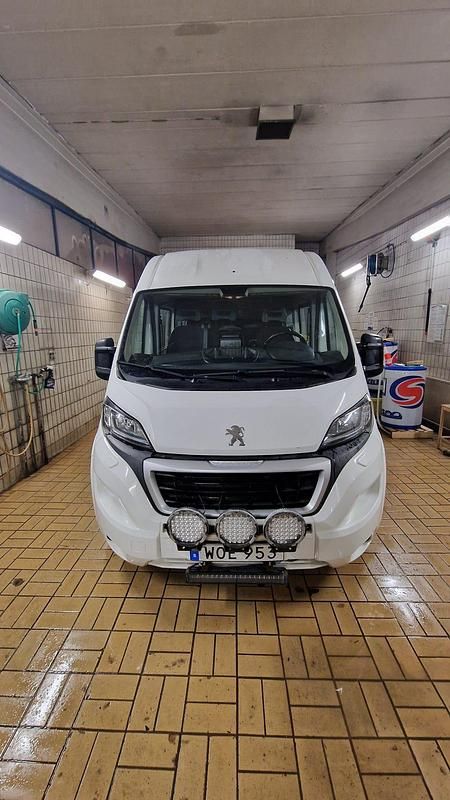 Begagnad 2015 Peugeot Boxer Van | 135 000 kr (Bra pris) - Bild 1/4