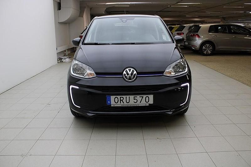 Begagnad VW e-up! 60 kW (82 HK) 2018 Svart Halvkombi