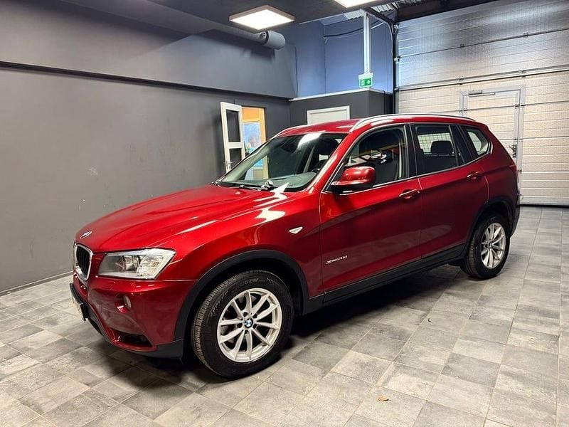 Begagnad BMW X3 184 HK (135 kW) 2012 Röd SUV