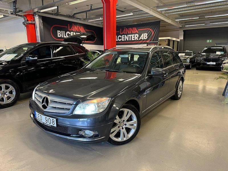 Mörkgrå Begagnad 2010 Mercedes C180 Avantgarde Kombi | 89 900 kr (Marknadspris) - Bild 1/4
