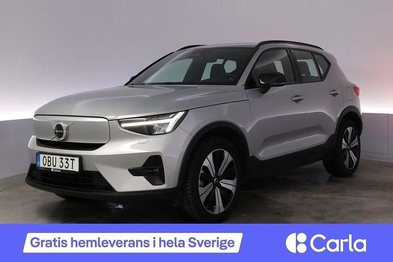 Silver Begagnad 2022 Volvo XC40 Plus SUV | 330 990 kr (Superpris) - Bild 1/4