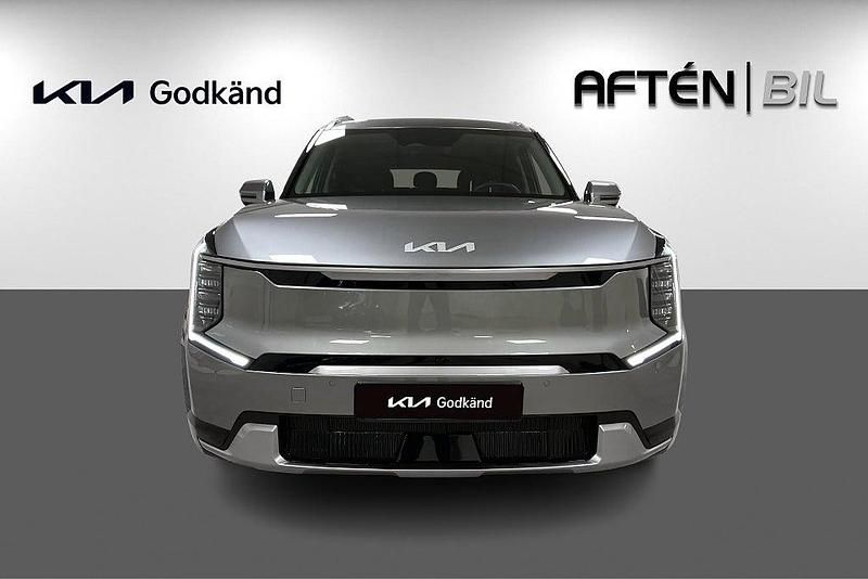 Begagnad Kia EV9 Plus 283 kW (385 HK) 2024 Grå SUV