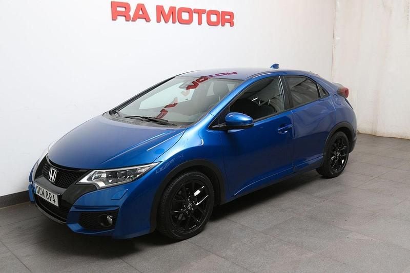 Blå Begagnad 2015 Honda Civic Sport Halvkombi | 129 900 kr (Marknadspris) - Bild 1/3
