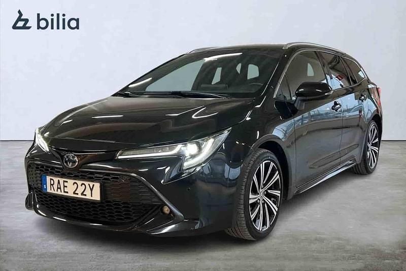 Svart Begagnad 2023 Toyota Corolla Kombi | 279 900 kr - Bild 1/1