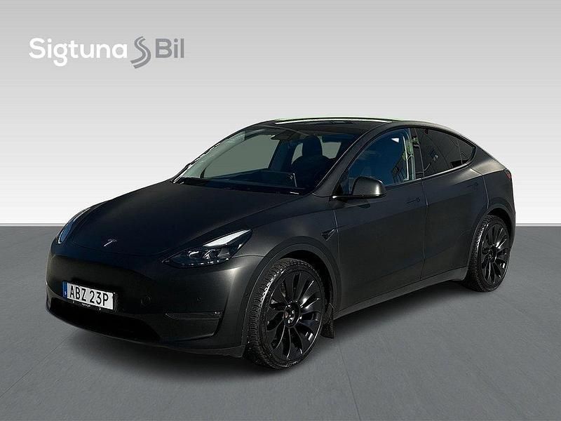 Svart Begagnad 2021 Tesla Model Y Long Range AWD SUV | 344 900 kr - Bild 1/4
