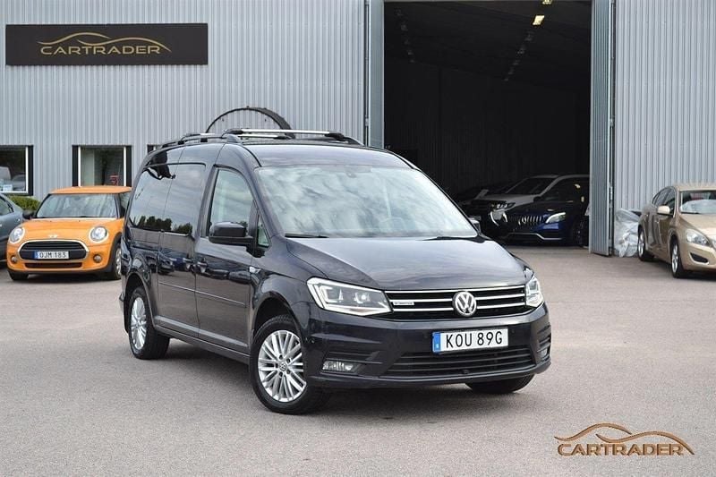 Svart Begagnad 2019 VW Caddy Maxi Life S Minibuss | 89 900 kr (Dyr) - Bild 1/4