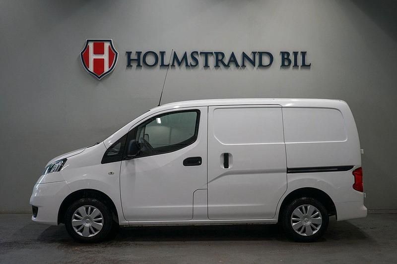 Vit Begagnad 2019 Nissan NV200 Van | 139 900 kr (Dyr) - Bild 1/4