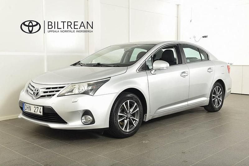Begagnad Toyota Avensis Business Edition 147 HK (108 kW) 2013 Silver Sedan