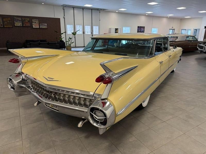 Begagnad Cadillac Serie 62 330 HK (242 kW) 1959 Gotham gold