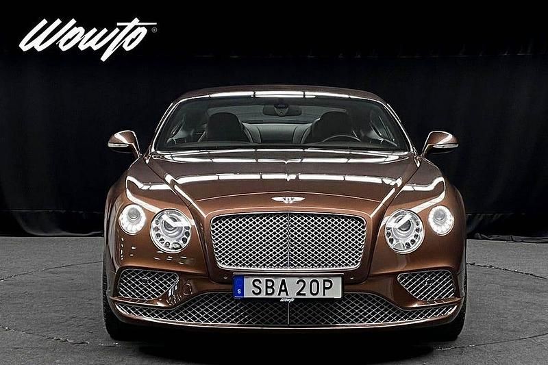 Begagnad Bentley Continental GT 508 HK (373 kW) 2016 Brun Sportkupé