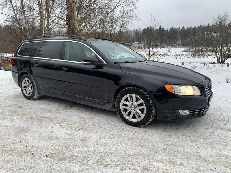 Begagnad 2014 Volvo V70 Momentum Kombi | 87 000 kr (Marknadspris) - Bild 1/4