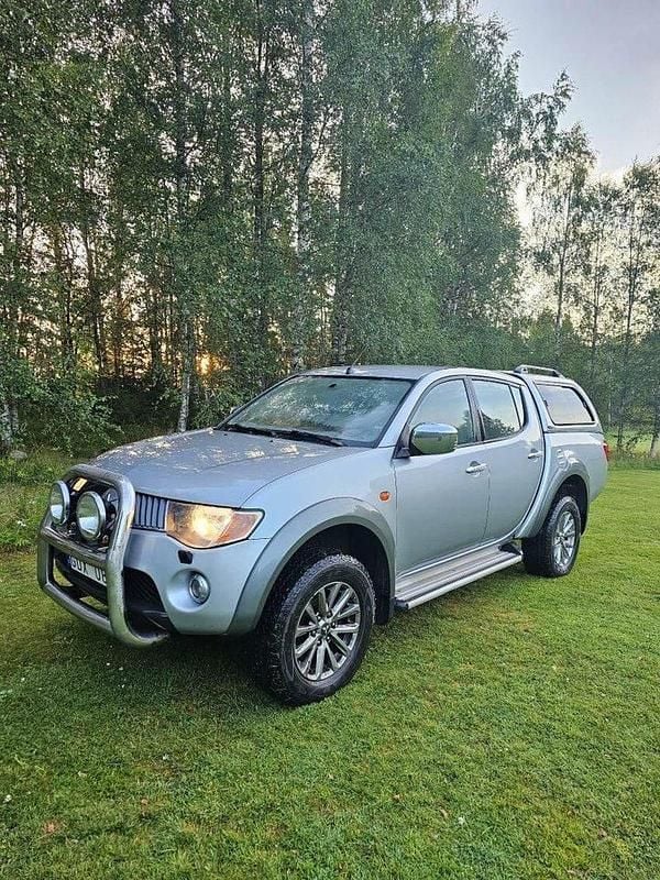 Silver Begagnad 2007 Mitsubishi L200 Pickup | 70 000 kr (Bra pris) - Bild 1/3