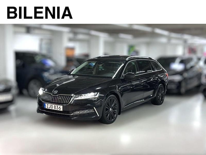 Svart Begagnad 2020 Skoda Superb Business Line Kombi | 228 900 kr (Lite dyr) - Bild 1/3