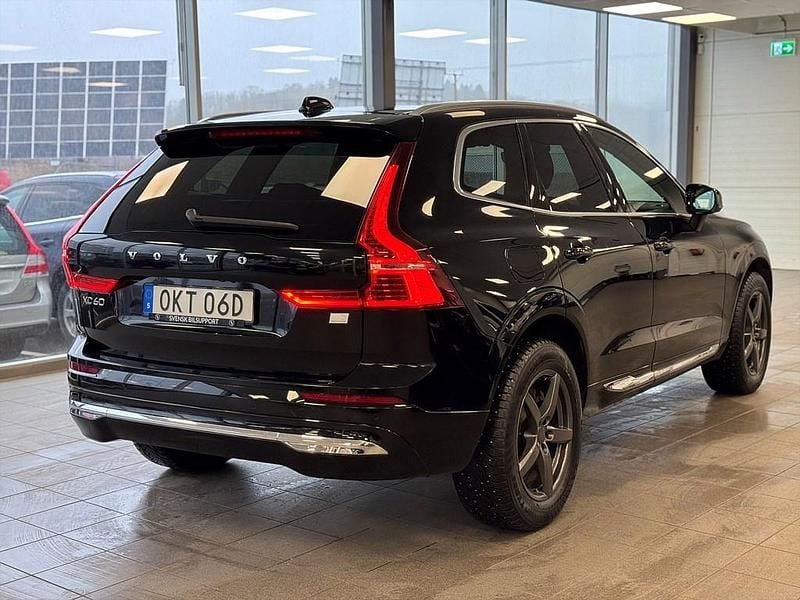 Begagnad Volvo XC60 355 HK (261 kW) 2023 Svart SUV